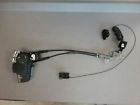 642-00172r 8500508010 2015 Toyota Sienna Right