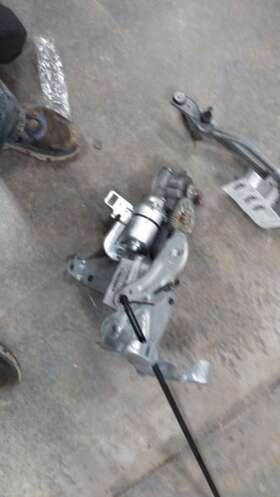 159548 Cadillac Escalaesv 2011 Escalade Esv Rear Electric Lift Motor