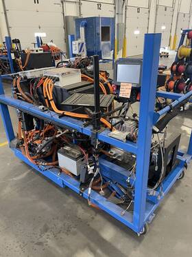 Im-225dx Cascadia Im-225 Complete Emotion Drivetrain With 63kwh Battery - Less Than 20 Hrs