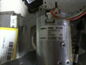 640.mb1i09 Mercedes-benz Cls550 2009 Lid Motor Pull Down 310621