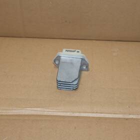 70t032f08 Nissan 70t032f Blower Motor Heater Resistor For Rogue Sentra