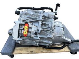 1120960-20-g Tesla 2020-2023 Model Y 3 Electric Engine Front Drive Unit Motor