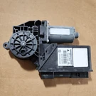 Audi S4 Front Right Passenger Power Window Motor 8E1959802G Oem. Fixed Price $45.00.